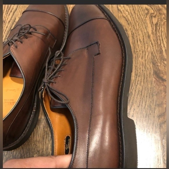 Allen Edmonds Bergland Mens Brown Cap Toe Rubber Sole Shoes Sz. 9A